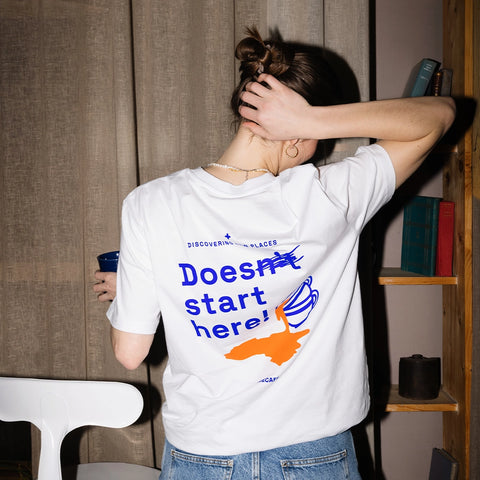 La Bohème Café Unisex tričko Discovering new places